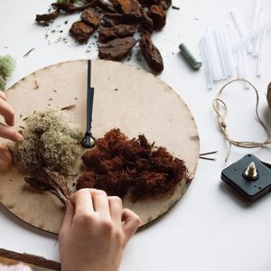 DIY balíček na výrobu machových hodín